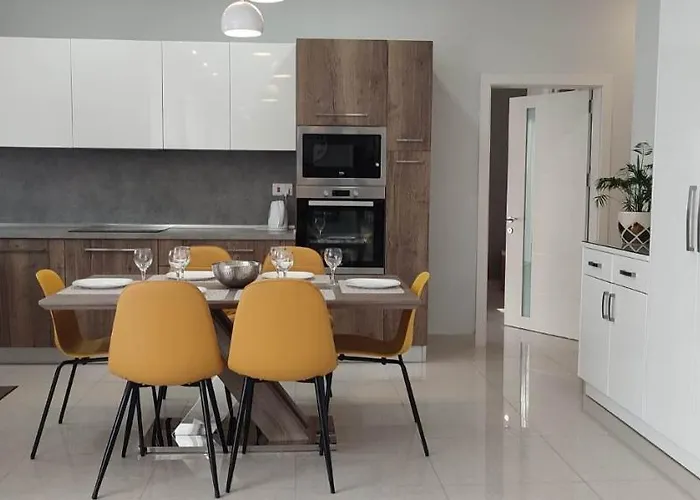 Bright Stylish * Victoria