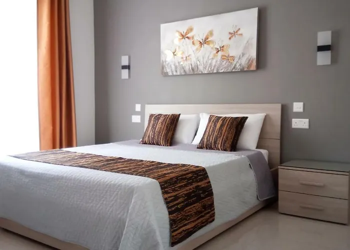 Bright Stylish * Victoria